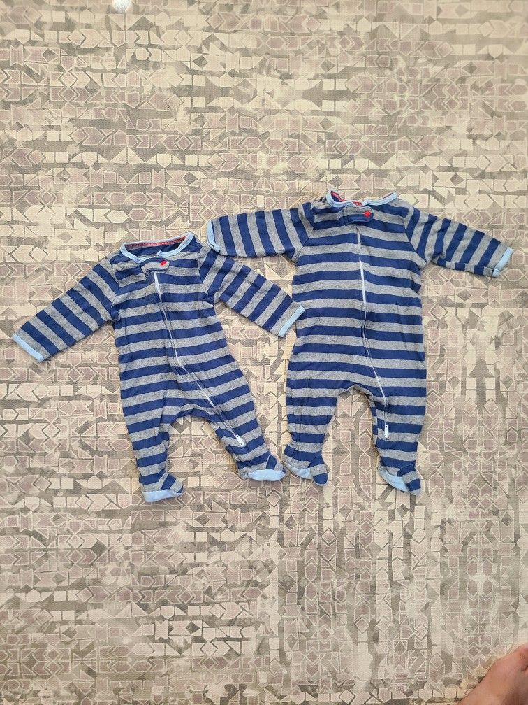 2 Pack of Cat&Jack Striped Blue Footie Pajamas. Size Newborn-3M
