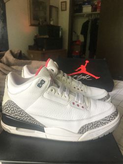 Jordan Retro 3 “88” 2013 release! Size 9.5 Like new still has stars ⭐️ full
