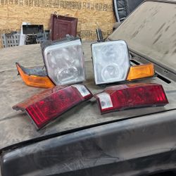 Jeep Commander Headlight & Taillights 