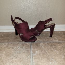 8M Burgundy Heels 