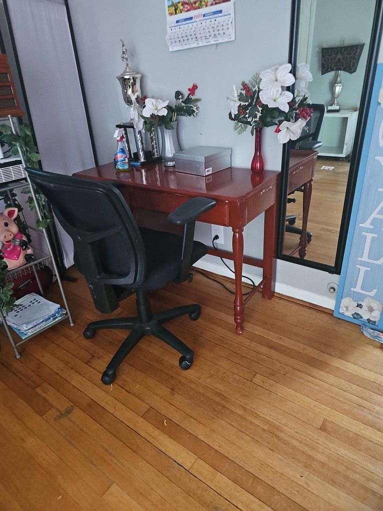 Escritorio Con Silla