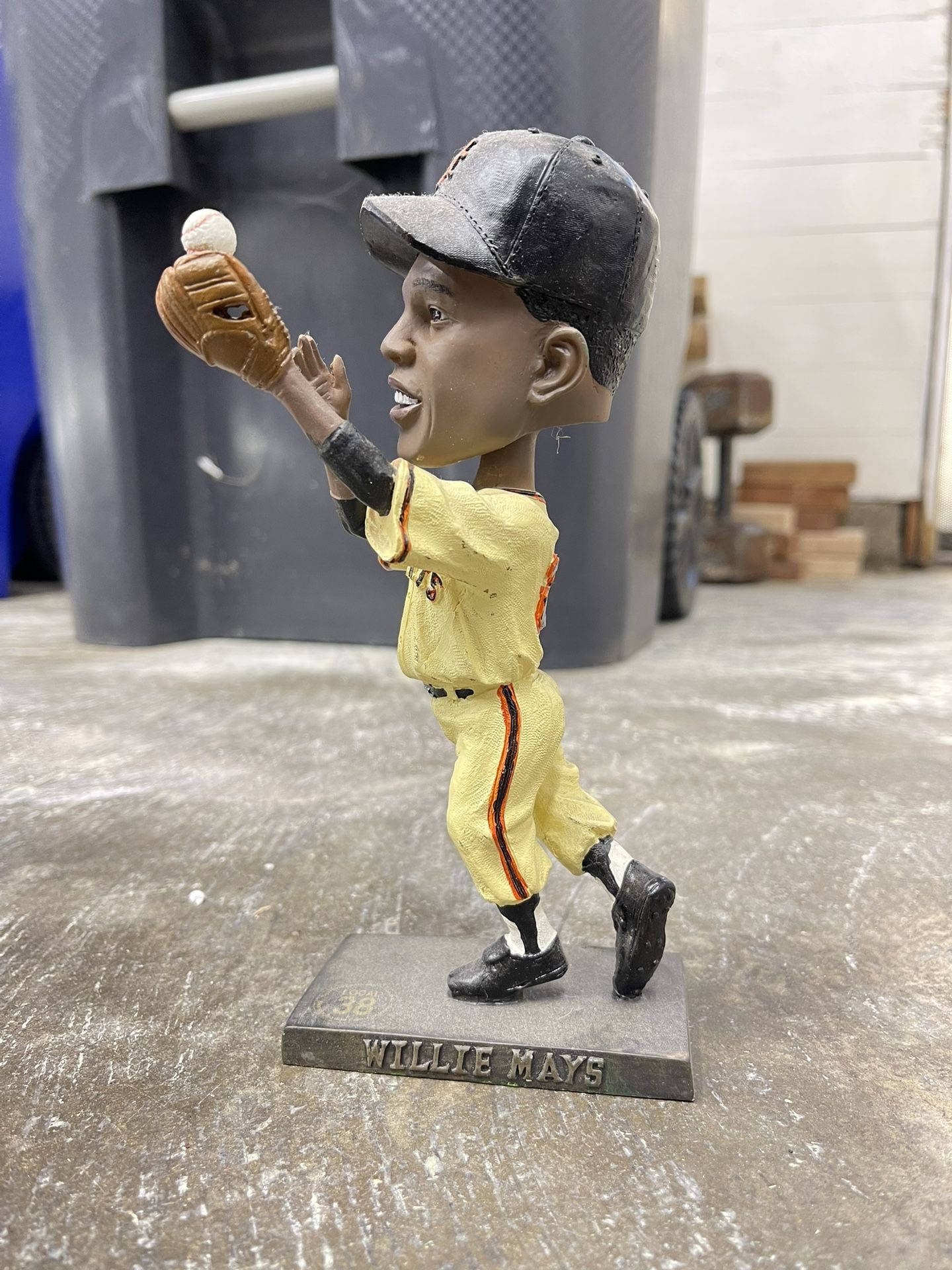 Willie Mays “The Catch” Bobblehead SF Giants World Series
