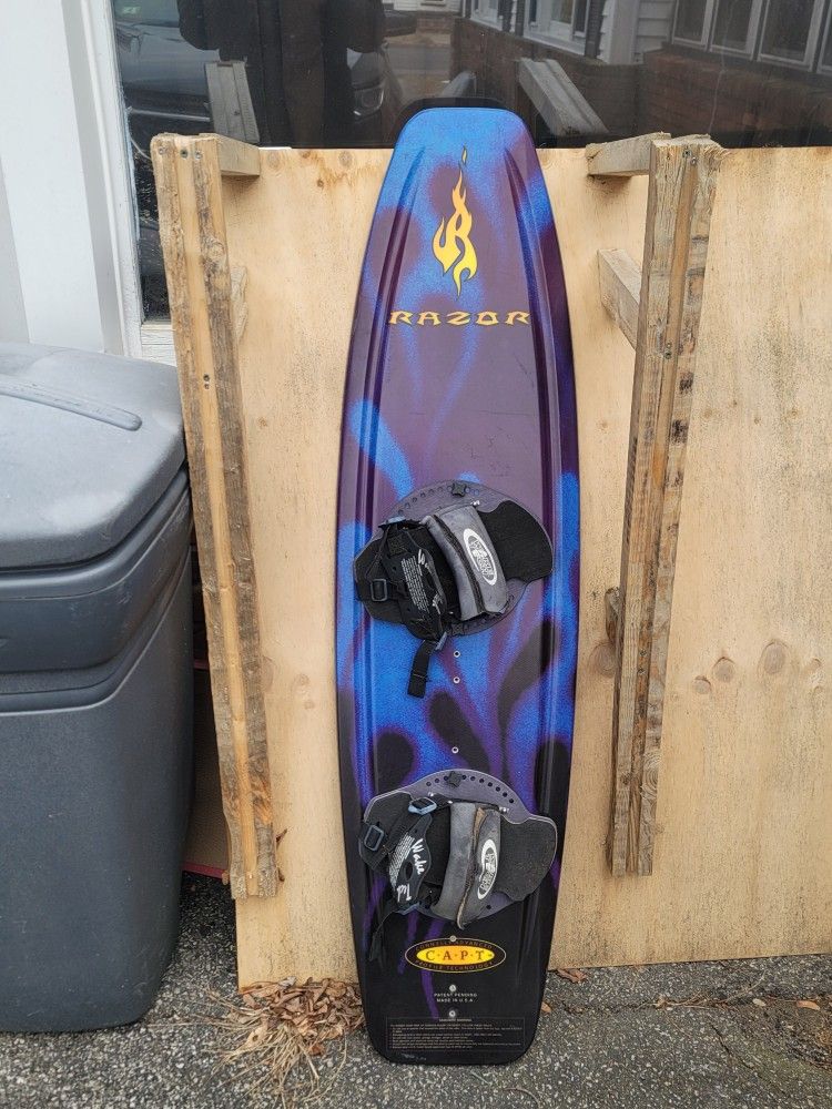 Razor Wakeboard 100 Or Best Offer Great Shape