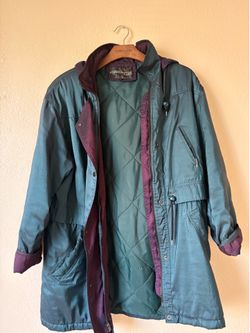 Women’s raincoat