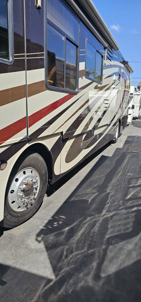 2009 Beaver Contessa 4 Slideouts Must Sell