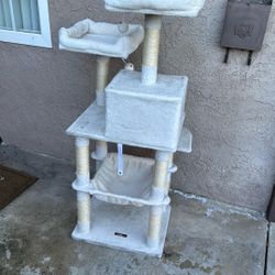 Juegos Para Gatos 🐈 $30 Buenas Condiciones 