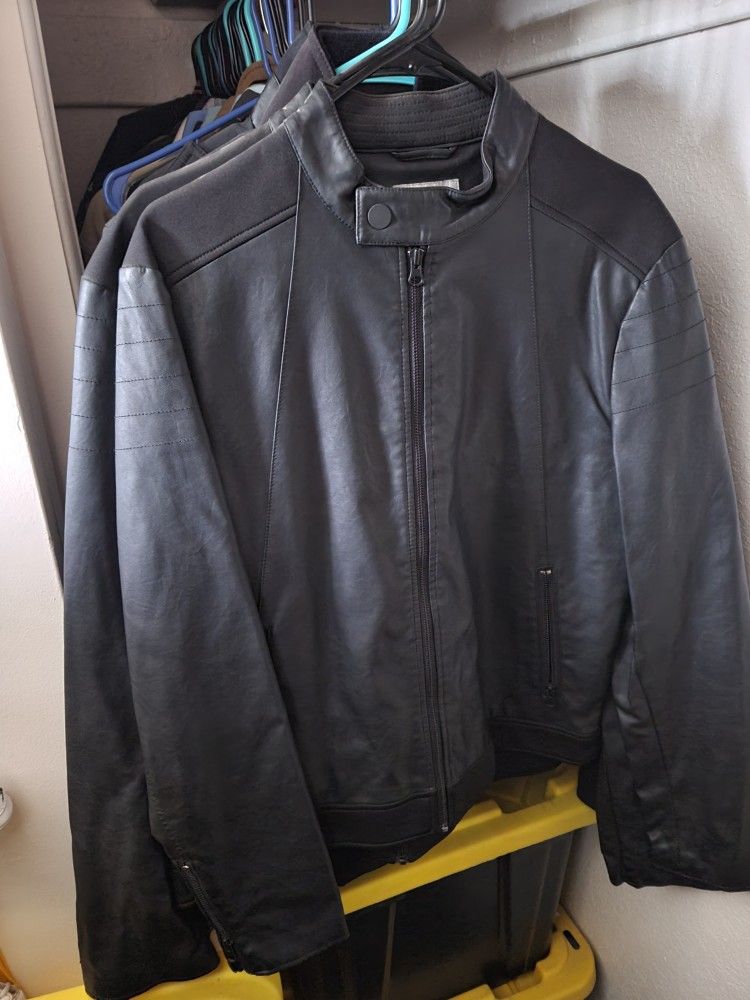 Kenneth Cole Leather Jacket Size Medium $60 Pickup In Oakdale