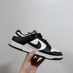 Nike Dunk Low Panda