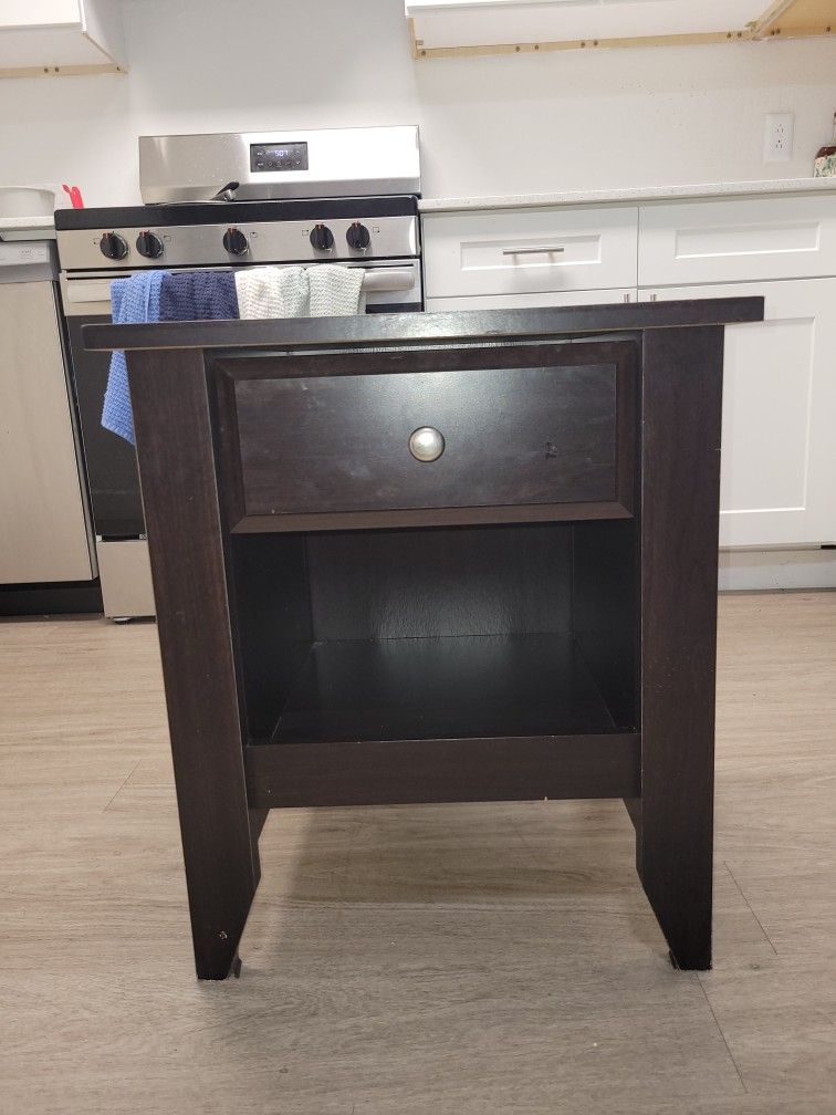 Night Stand / Side Table