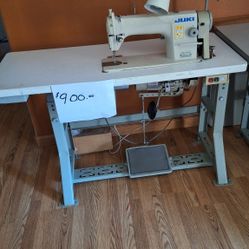 COMMERCIAL SEWING MACHINE ,JUKI SINGLE STITCH 
