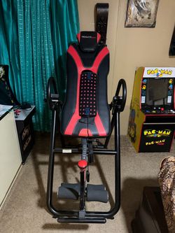 Inversion table