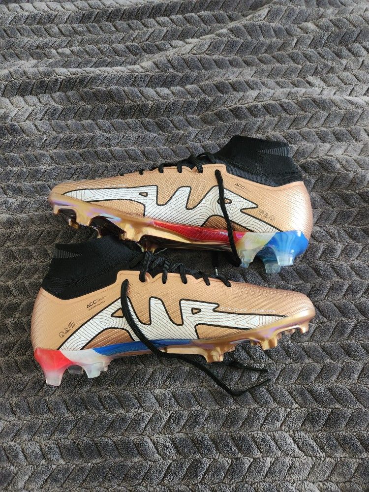 Prima Profesional Soccer Cleats Size 7 To 11.5 for Sale in Buena Park, CA -  OfferUp