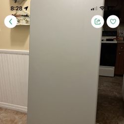 5 Foot Like New Clean  Table 