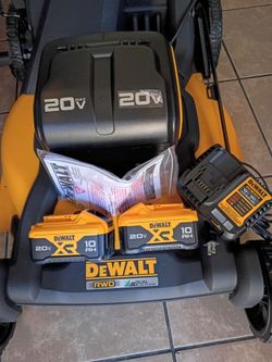 20 VOLT DEWALT BRUSHLESS 21"  transmission lawn mower kit complet $$$380