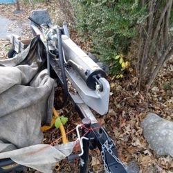 Like New Wood Splitter for sale!