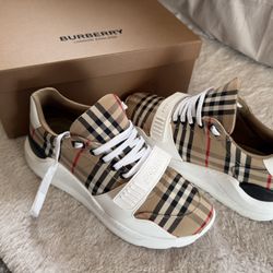 Men’s Burberry Sneakers Size 10.5