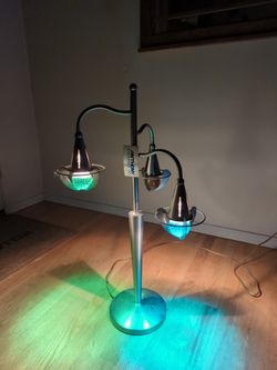 New Anthony California Lamp