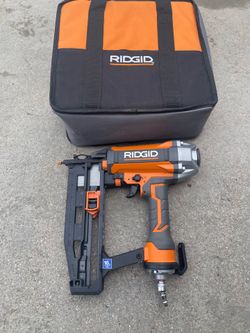 RIDGID 16-Gauge 2-1/2”Straight Finish Nailer