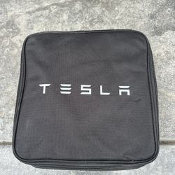 Tesla Charger 