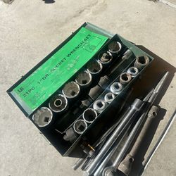 1” socket wrench set