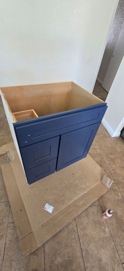 Vanity 30"