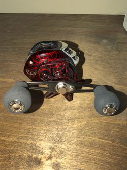 Baitcasting Fishing Reel Red Black Crackle