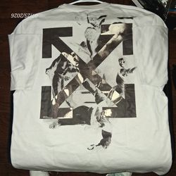 Off-White
MARTYRDOM ARROW SKATE S/S TEE Off-White
MARTYRDOM ARROW SKATE S/S TEE