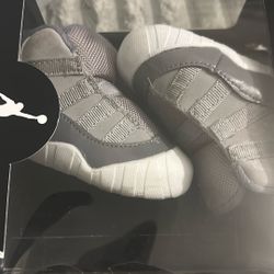 Jordan 11 Cool Grey 