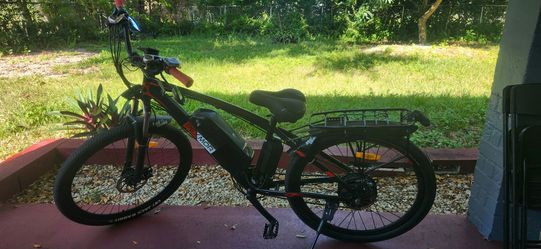 Electric Bike/
Bicicleta eléctrica excelent