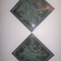 2 Metal Hanging Changeable Wall Decor