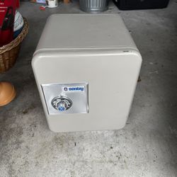 End Table With Safe 