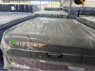 QUEEN SIZE SIMMONS BEAUTYREST BLACK SERIES 1 (MEDIUM) MATTRESS & BOX SPRING BED SET