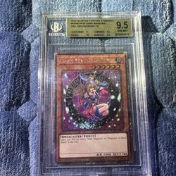 Yu-Gi-Oh! TCG Dark Magician Girl (3rd Art)