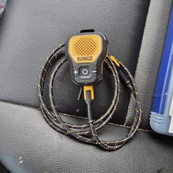 Dewalt Pocket Speaker 