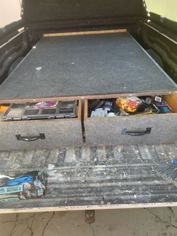 A bed toolbox for a 2000 Toyota tundra tools not included