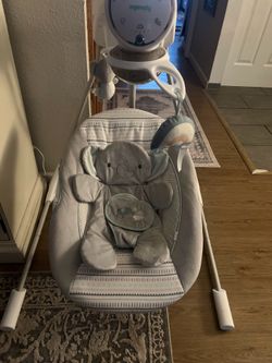 Baby swing