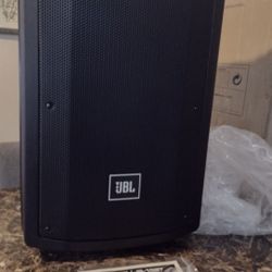 New 12” JBL Professional Fullrange Bluetooth Amplified Speaker 