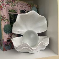 cute crystal oyster 