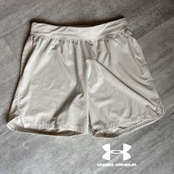 Under Armour Shorts, Size Large 