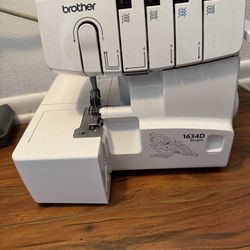 Brother 1634D 3 or 4 Thread Serger Sewing Machine