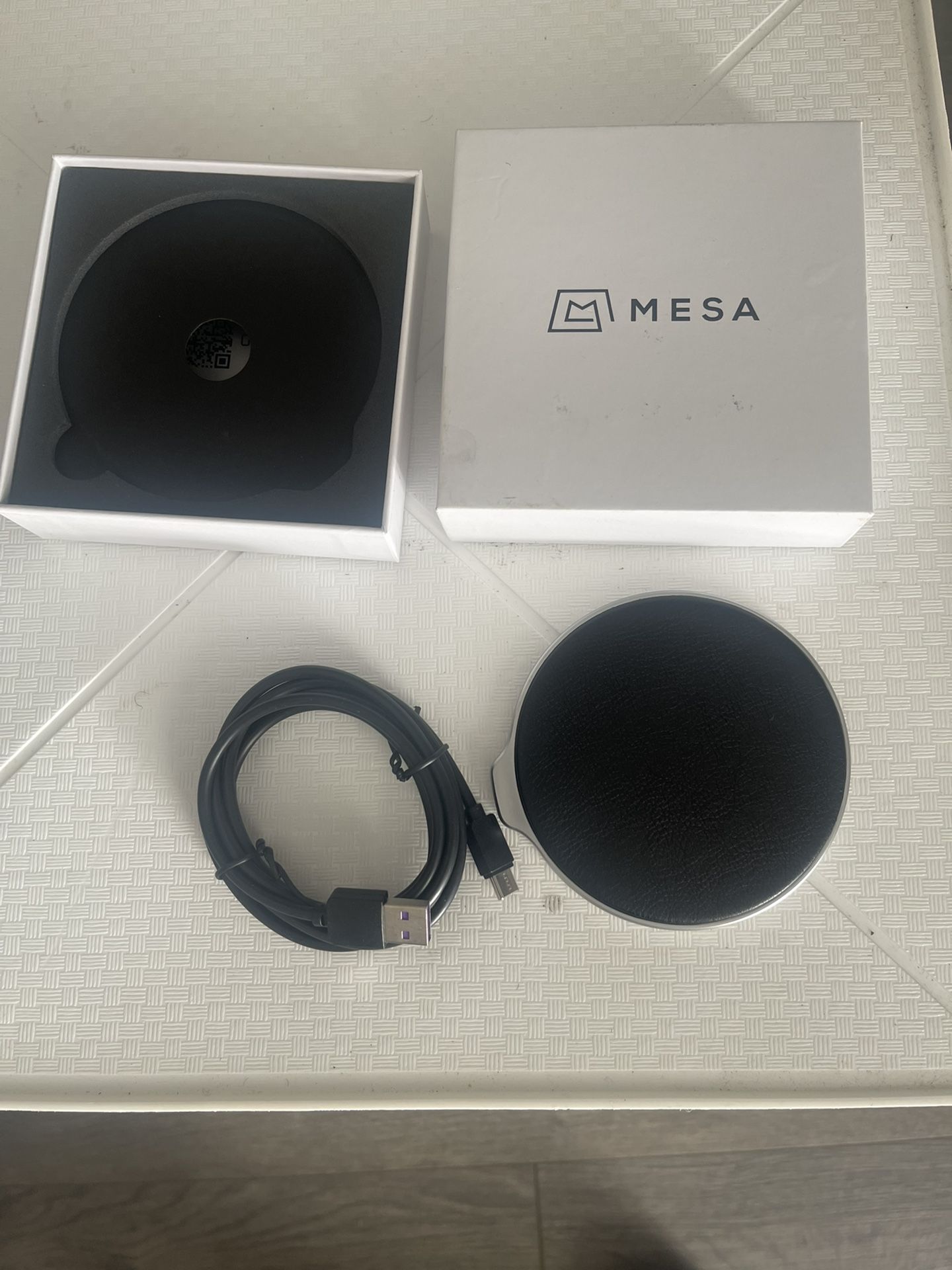 BRAND NEW MESA WIRELESS PHONE CHARGER…