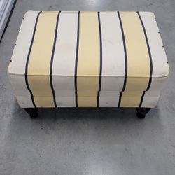 Ethan Allen Ottoman