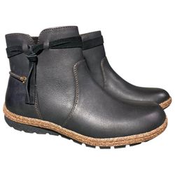 NWOT B.O.C. Addi Women Booties