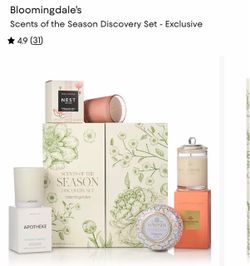 Bloomingdale's Scents of the Season Discovery Set