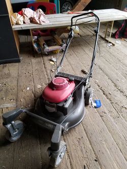 Honda harmony zero turn lawn mower