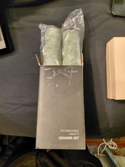 Rechargeable Gravity Grinder Set