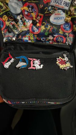 Disney trading pin for sale or trade FS FT ISO Lucky Marie Space Mountain D pins hidden Mickey etc