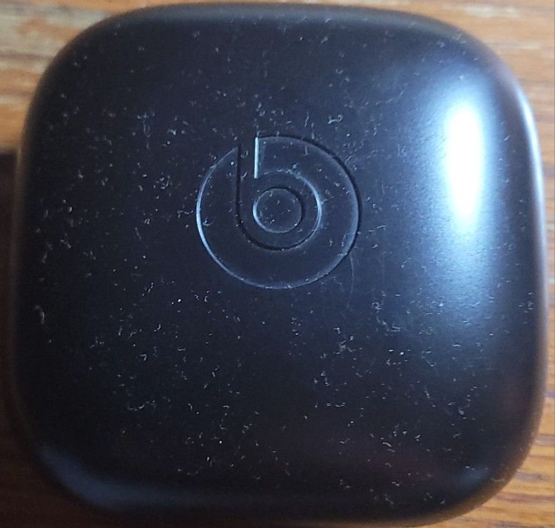 Red POWERBEATS PRO 2/$80-OBO