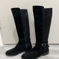 Black Suede Boots, Made in Italty