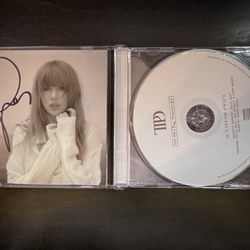 Taylor Swift - The Tortured Poets Department CD & Hand Signed Photo *IN HAND*